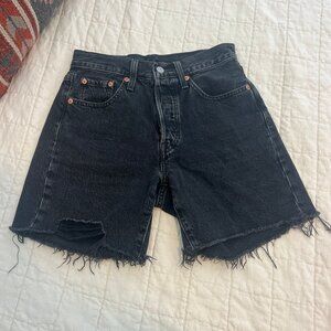 Women's Levi's Premium 501 Mid Thigh Women's Shorts size 24